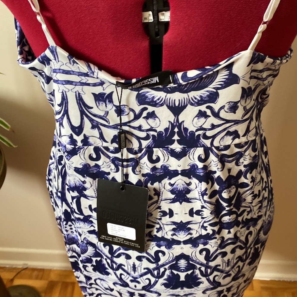 Missguided body con dress - Picture 4 of 4